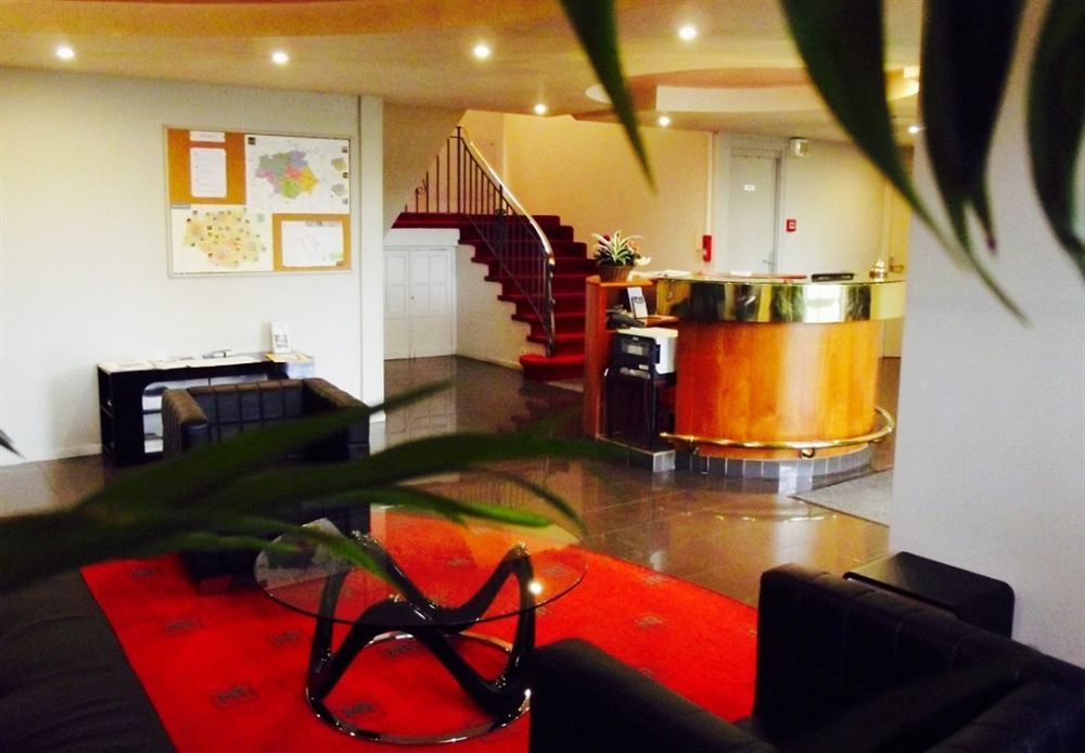 Hotel Robinson Auch Exterior foto